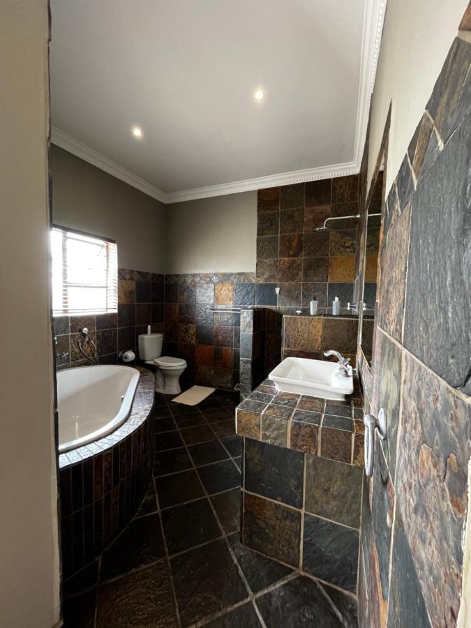 House Haven Guesthouse Port Elizabeth Exteriör bild