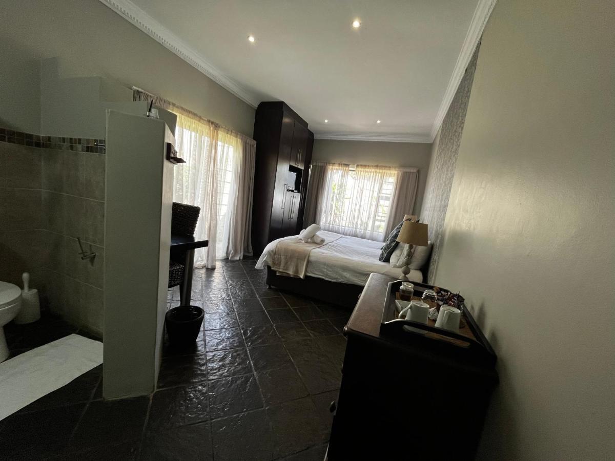 House Haven Guesthouse Port Elizabeth Exteriör bild